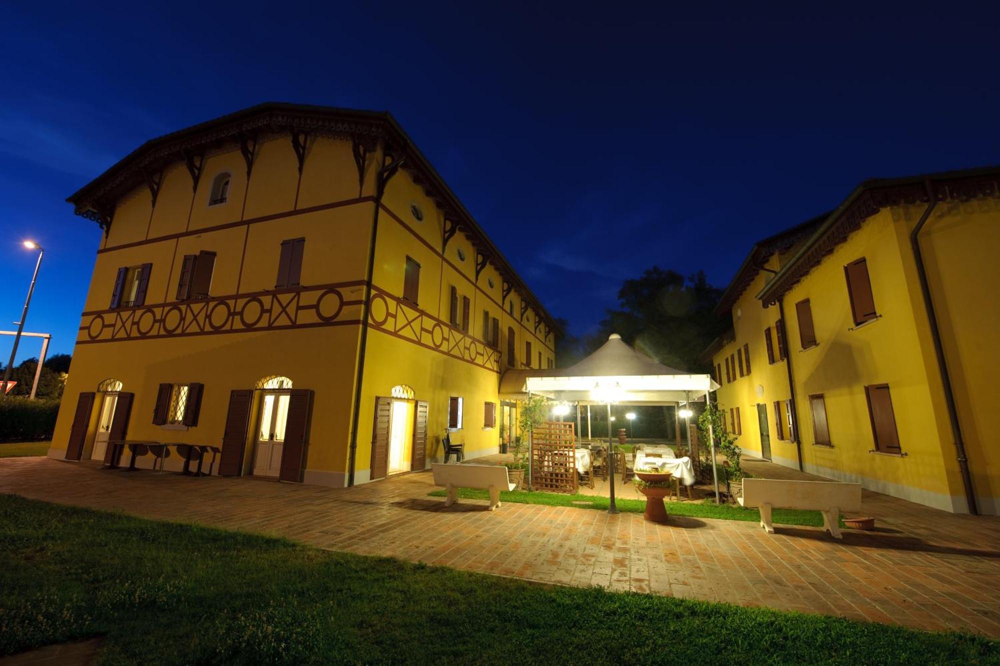 Corte Degli Estensi Formigine Exterior photo